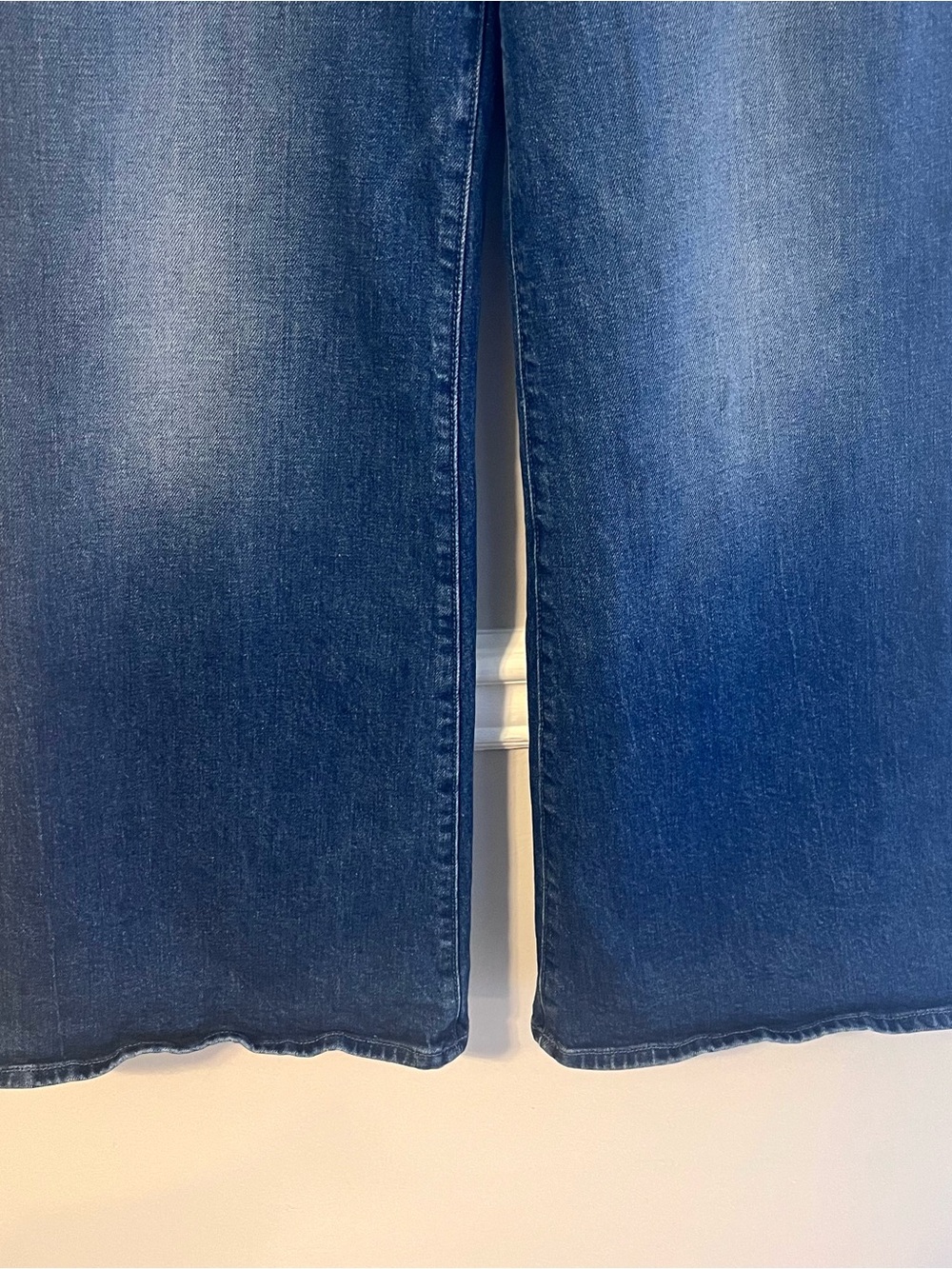 MOTHER Women’s Lil Tomcat Roller Skimp Jeans Size 28 Wide-Leg Button Fly - Picture 5 of 13